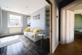 Top-Floor Covent Garden Flat